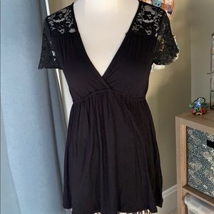 NWT Cotton On mixed material top